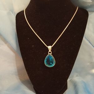 Silver tear drop pendant